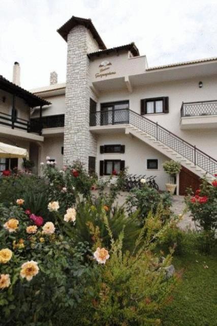 Giogarakis Suites Eleonas Exterior photo