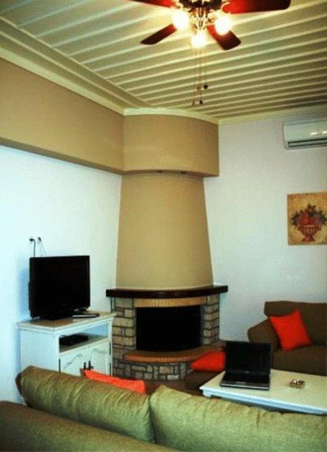 Giogarakis Suites Eleonas Room photo