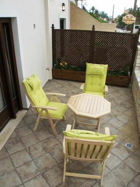 Giogarakis Suites Eleonas Room photo